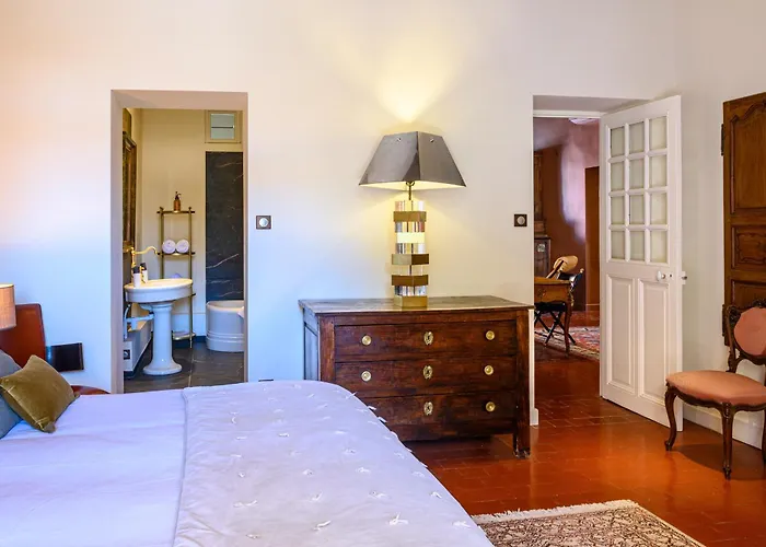 Palais Aoma, Hotel Particulier De Luxe En Provence
