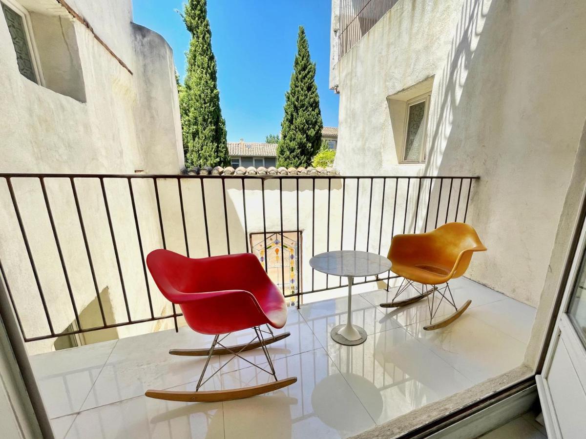 Palais Aoma, Particulier De Luxe En Provence 2*