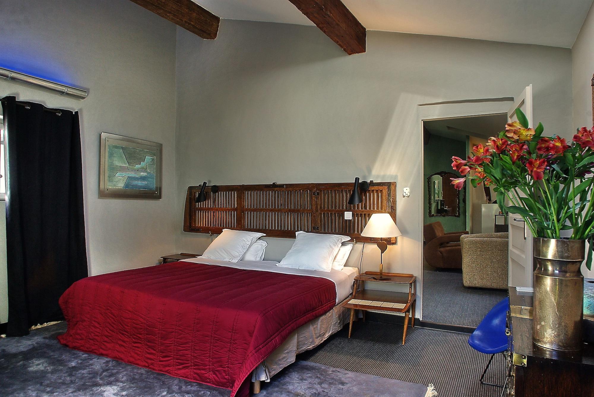 Palais Aoma, Particulier De Luxe En Provence 2*