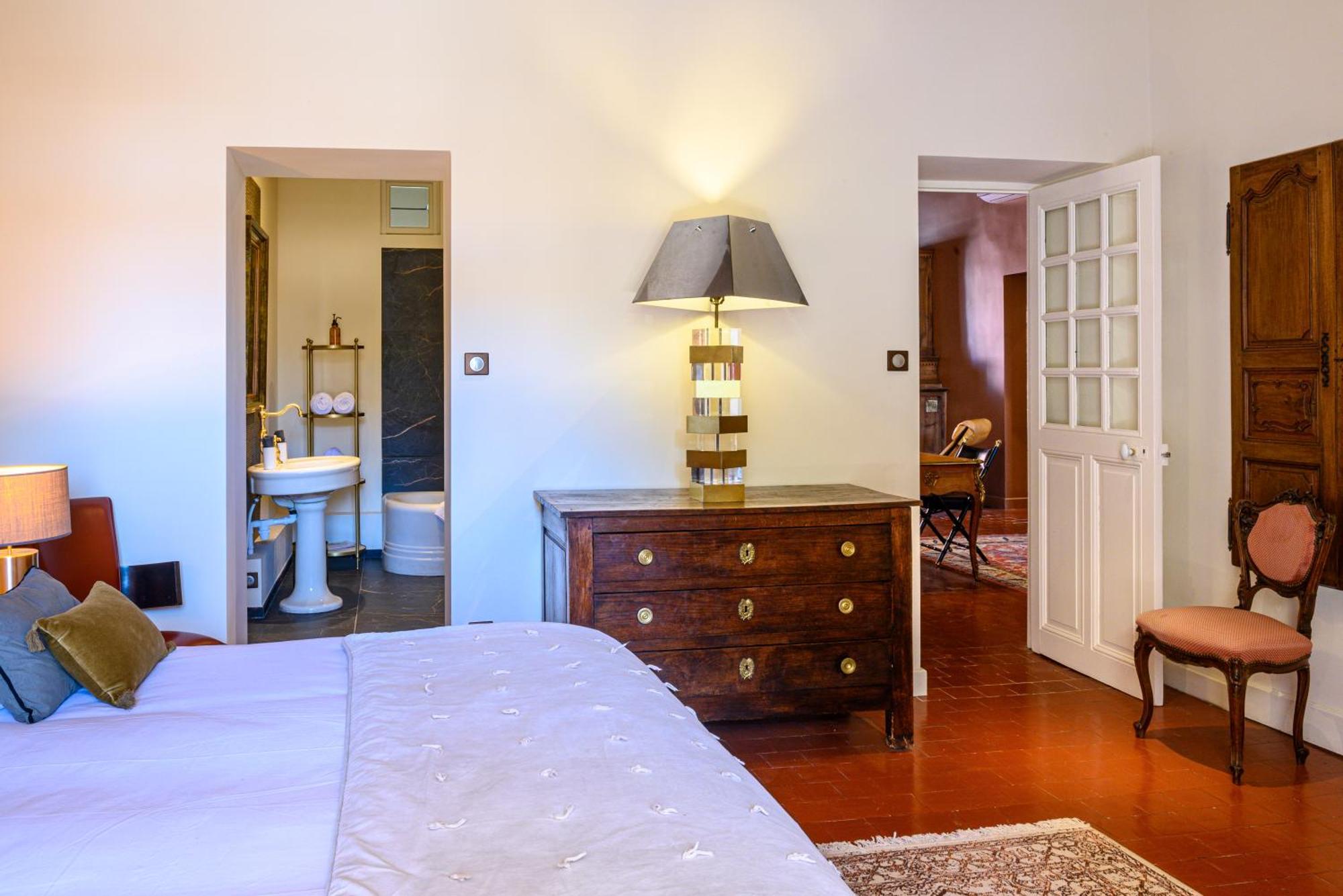 Palais Aoma, Particulier De Luxe En Provence 2* LʼIsle-sur-la-Sorgue