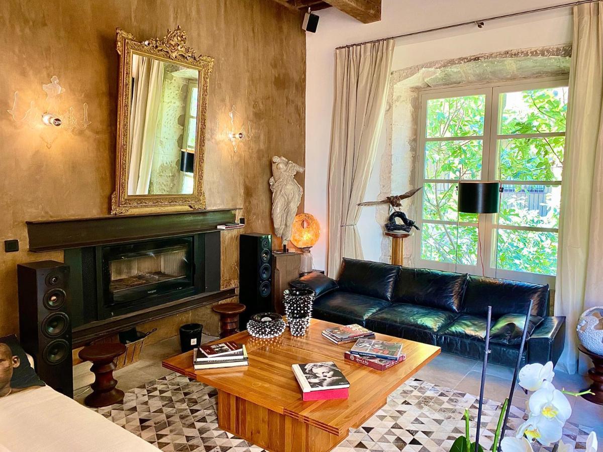 Palais Aoma, Particulier De Luxe En Provence