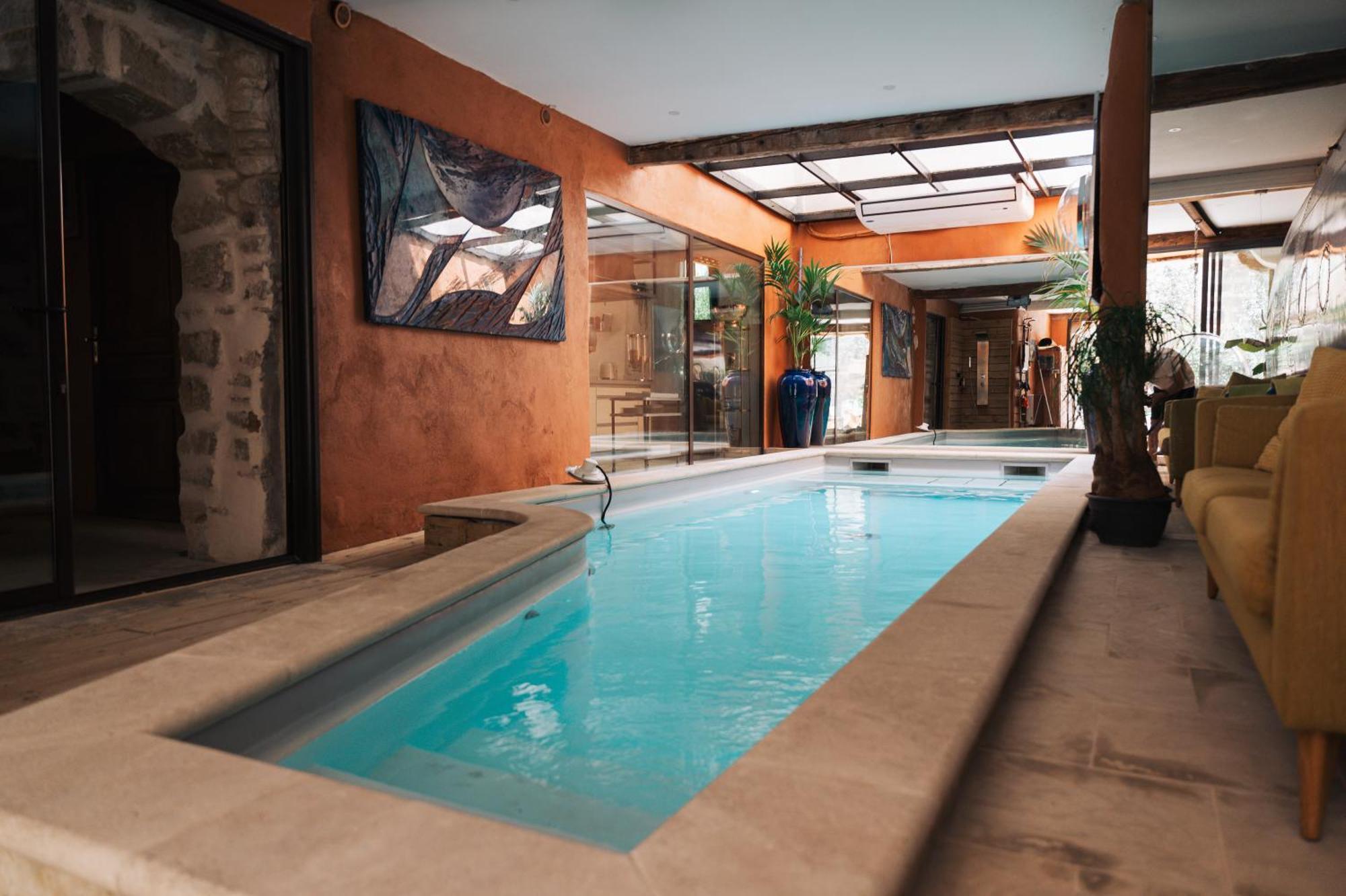 Palais Aoma, Particulier De Luxe En Provence 2*