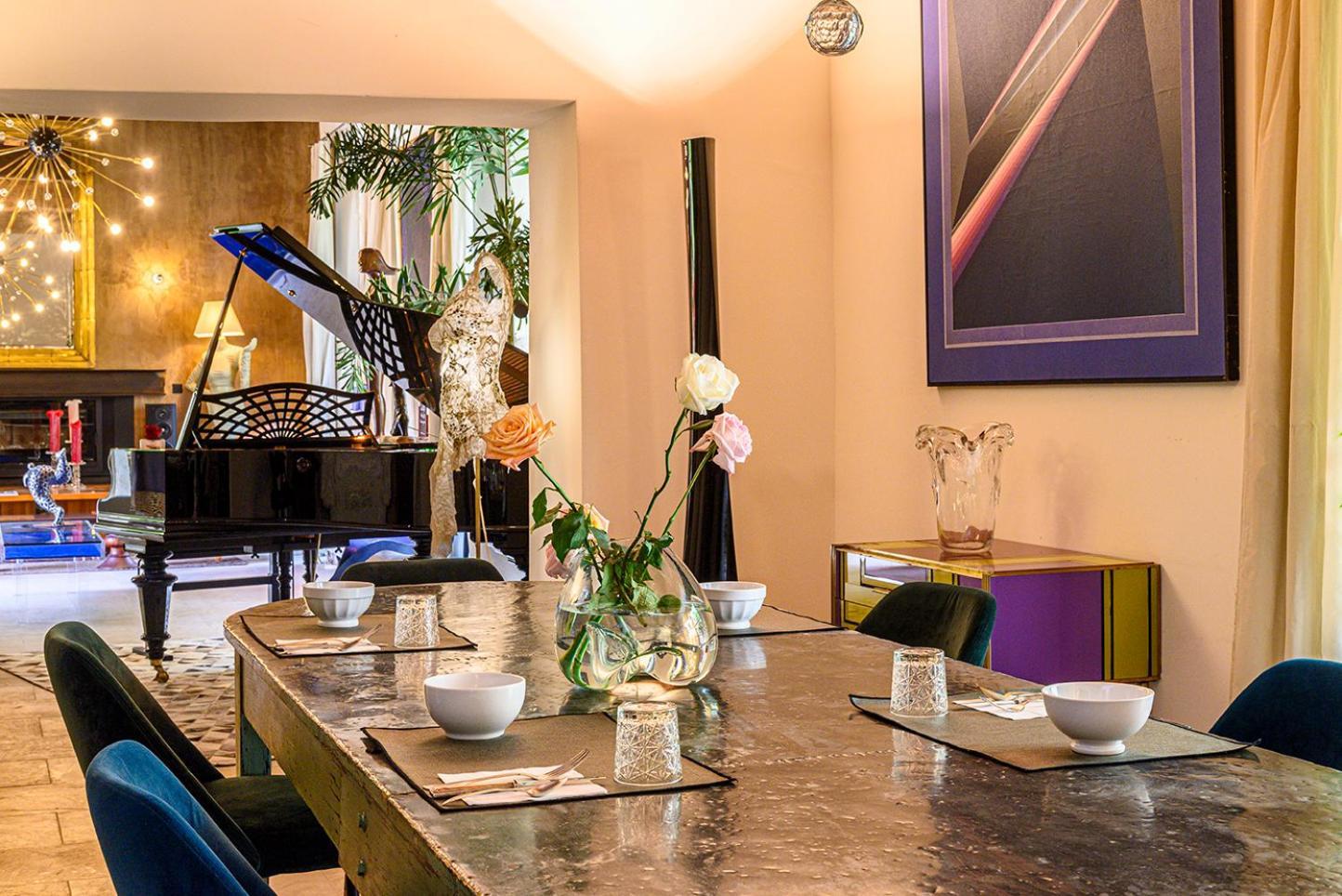 Gasthof Palais Aoma, Particulier De Luxe En Provence